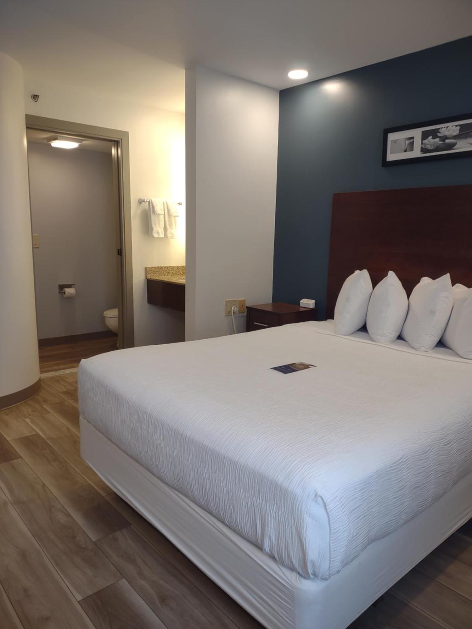 Hotel Baymont By Wyndham Flat Rock Zewnętrze zdjęcie